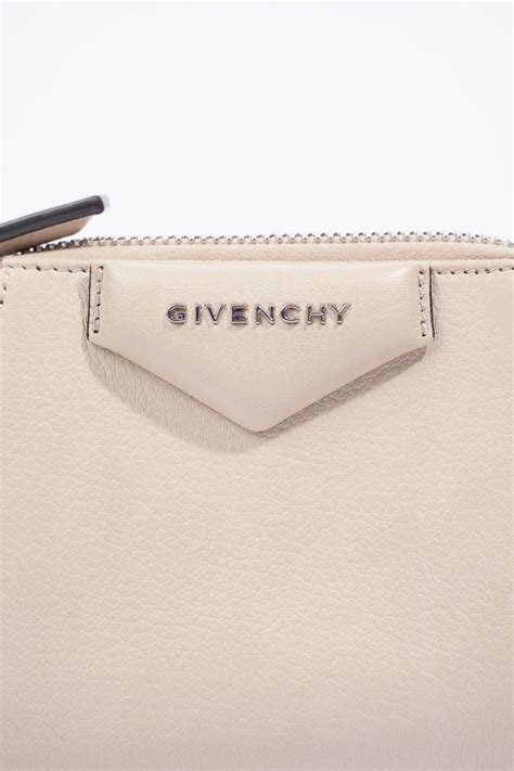 givenchy nano antigona beige